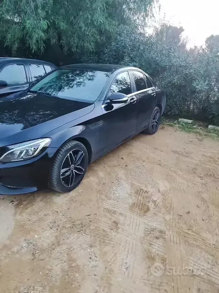 Usado Mercedes C200 136 CV (100 kW) 2015 Berlina