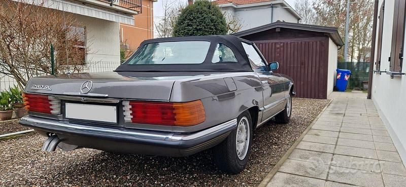 Usata Mercedes SL280 185 CV (136 kW) 1970 Grigio Cabrio