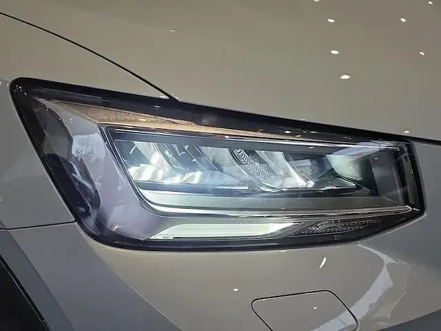 Usata Audi Q2 Business 150 CV (110 kW) 2024 Grigio freccia SUV