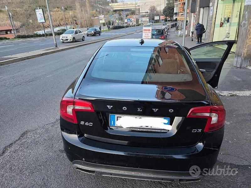 Nero Usata 2014 Volvo S60 Berlina | 7000 € (Super prezzo) - Immagine 1/4