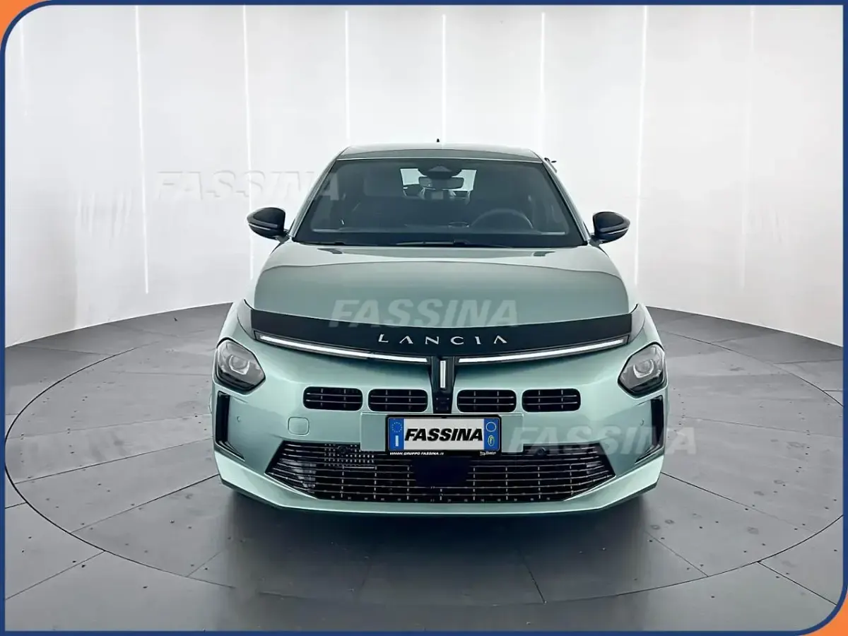 Nuova Lancia Ypsilon 100 CV (73 kW) 2025 Verde Utilitaria