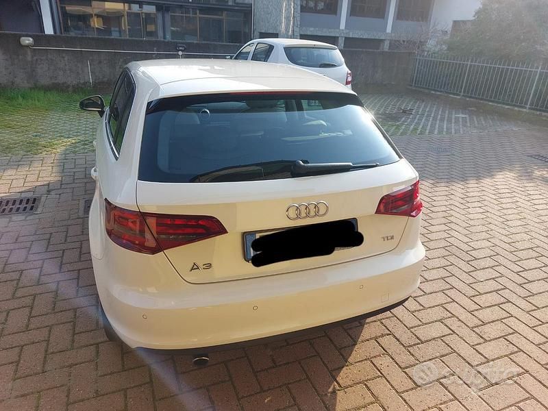 Usata Audi A3 Ambition 105 CV (77 kW) 2014 Bianco Berlina