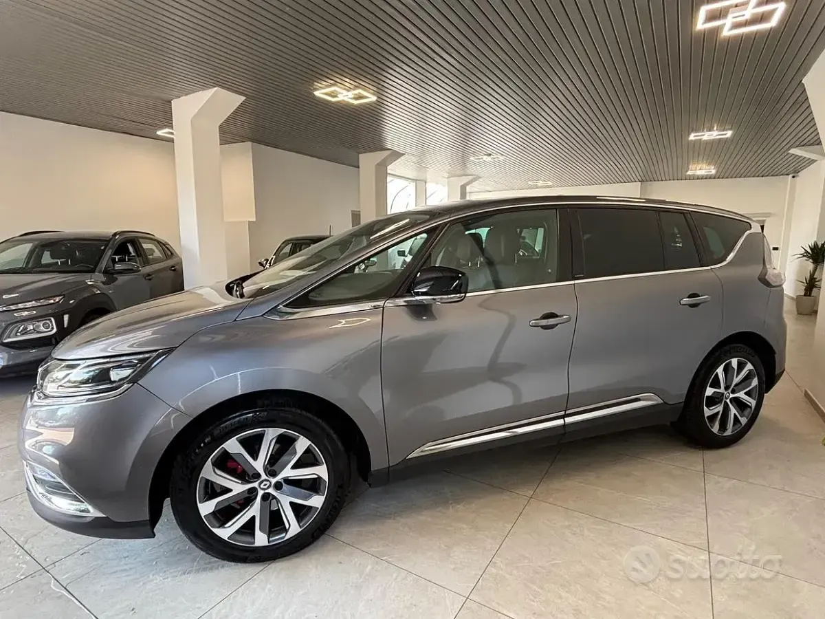 Usata Renault Espace Initiale Paris 160 CV (117 kW) 2018 Grigio Monovolume