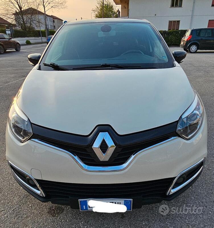 Usato 2014 Renault Captur 1.5 Diesel 90 CV (9.800 €)
