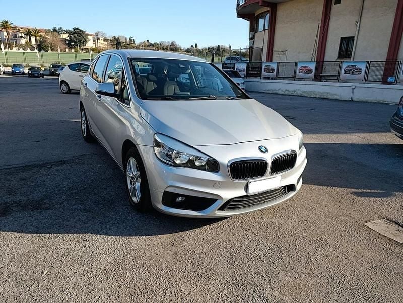 Usata BMW 214 Active Tourer Luxury Line 89 CV (65 kW) 2016 Grigio Monovolume
