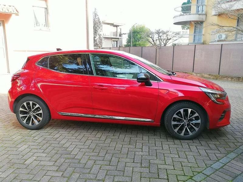 Usata Renault Clio V Techno 91 CV (66 kW) 2023 Berlina