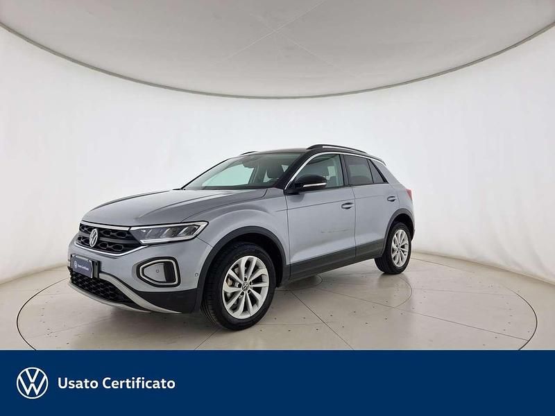 Pyrit silver metallizzato nero Usata 2023 VW T-Roc Life SUV | 18.400 € (Ottimo prezzo) - Immagine 1/4