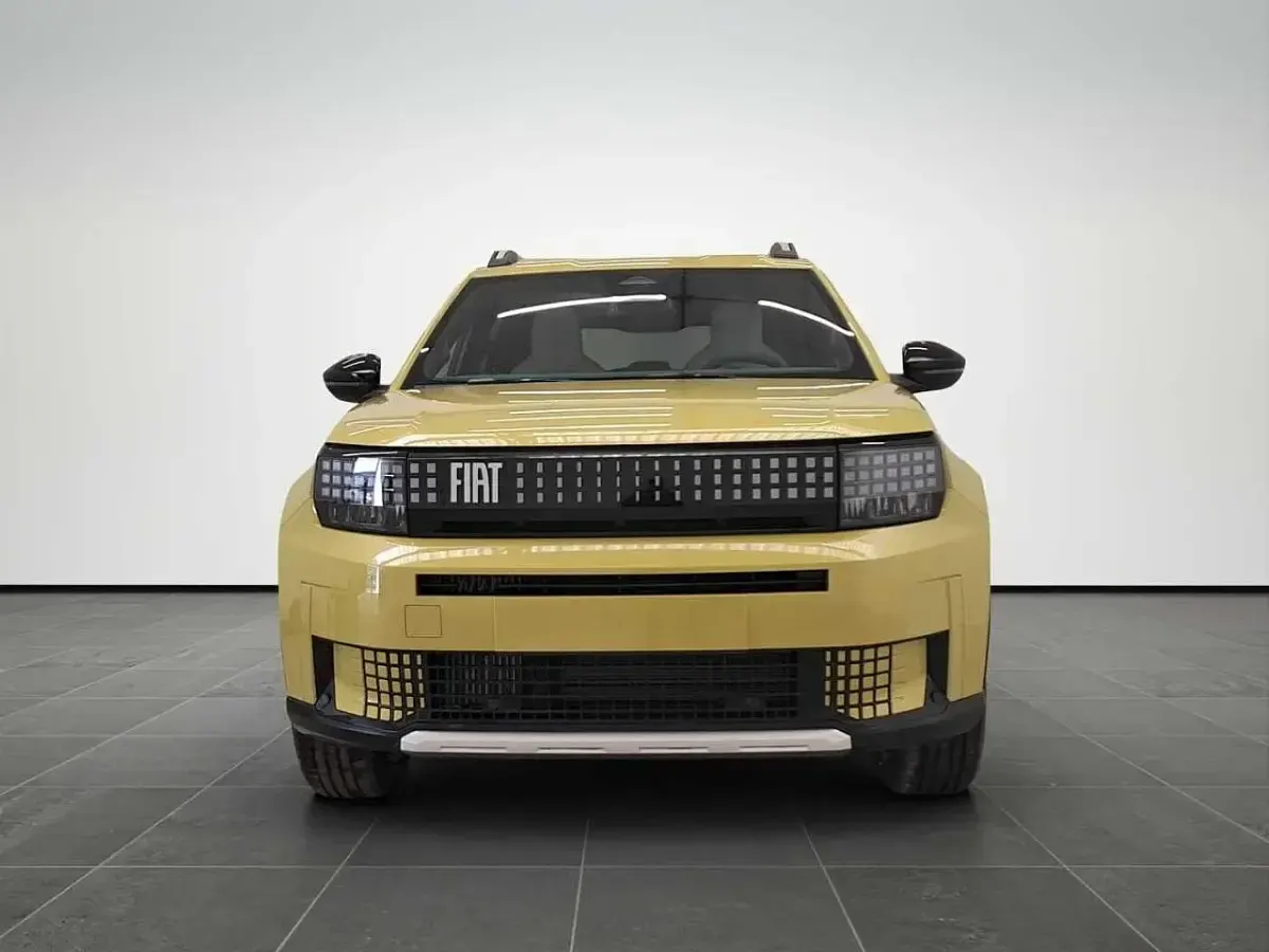 Nuova Fiat Grande Panda La Prima 101 CV (74 kW) 2026 Giallo Utilitaria