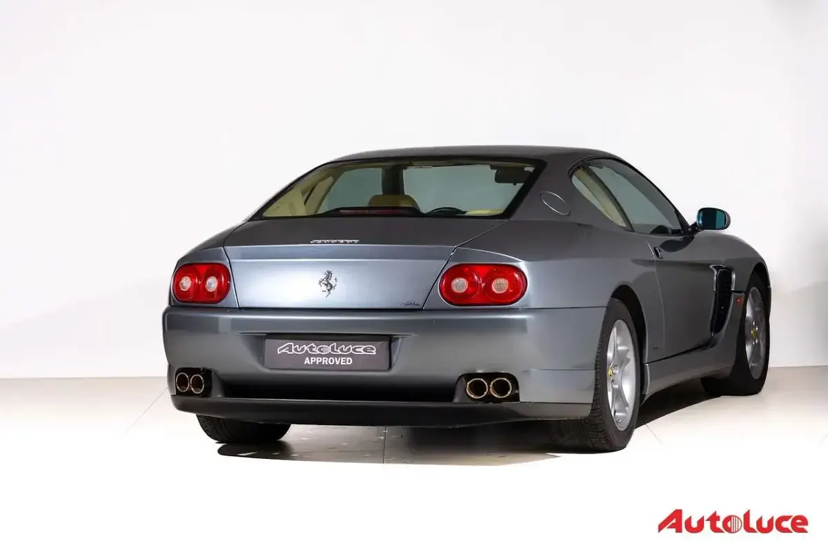 Usata Ferrari 456 442 CV (325 kW) 2000 Grigio titanio met. Coupé