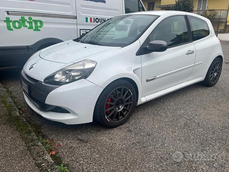 Usata Renault Clio II R.S. 203 CV (149 kW) 2010 Berlina