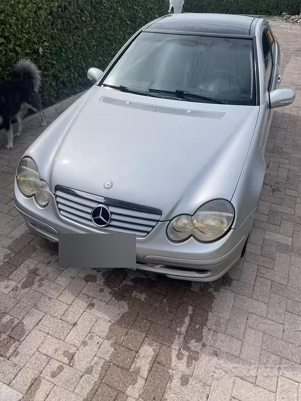 Usata Mercedes C220 2001 Grigio Coupé