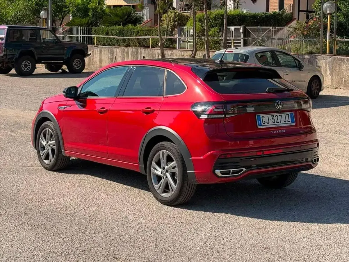Usata VW Taigo R-line 110 CV (80 kW) 2022 Rosso SUV