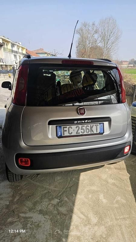 Usata Fiat Panda 69 CV (50 kW) 2015 Argento Utilitaria