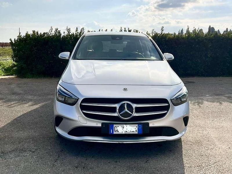 Usata Mercedes B180 116 CV (85 kW) 2021 Monovolume