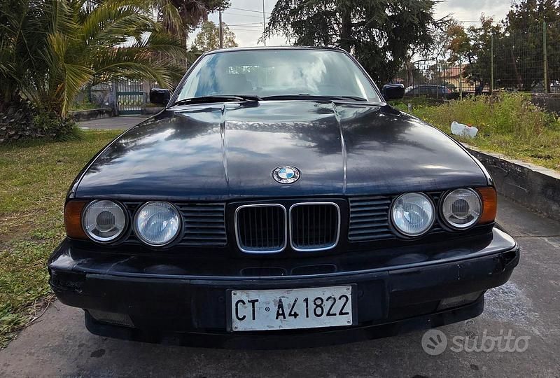 Usata BMW 520 129 CV (94 kW) 1992 Blu Berlina