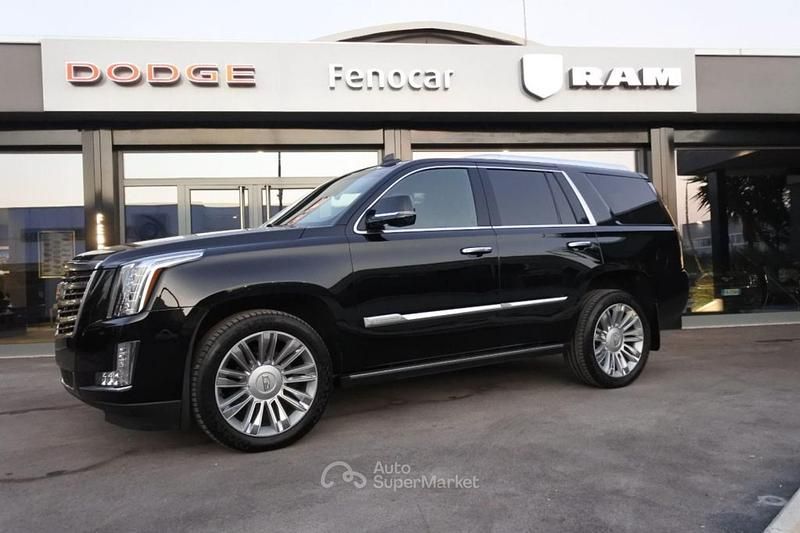 Usata Cadillac Escalade 426 CV (313 kW) 2015 Nero SUV