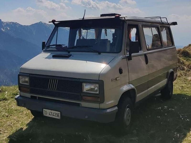 Usata Fiat Ducato 75 CV (55 kW) 1986 Beige Furgone