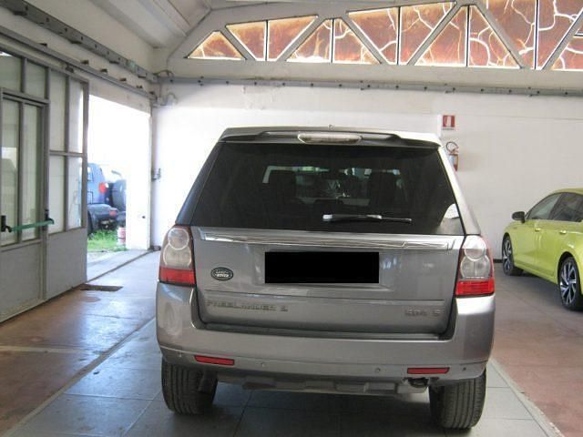 Usata Land Rover Freelander 2 SE 190 CV (139 kW) 2012 Argento SUV