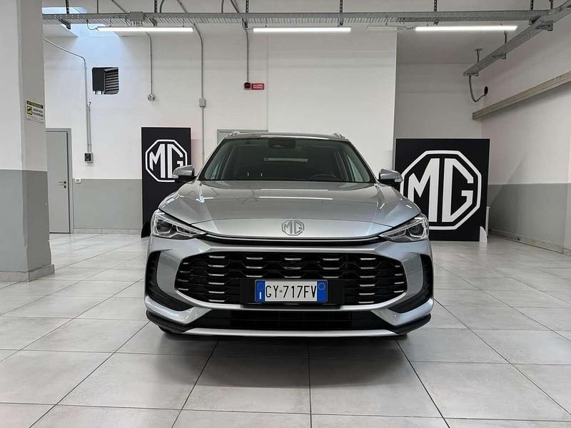 Usata MG ZS Luxury 102 CV (75 kW) 2025 Grigio SUV