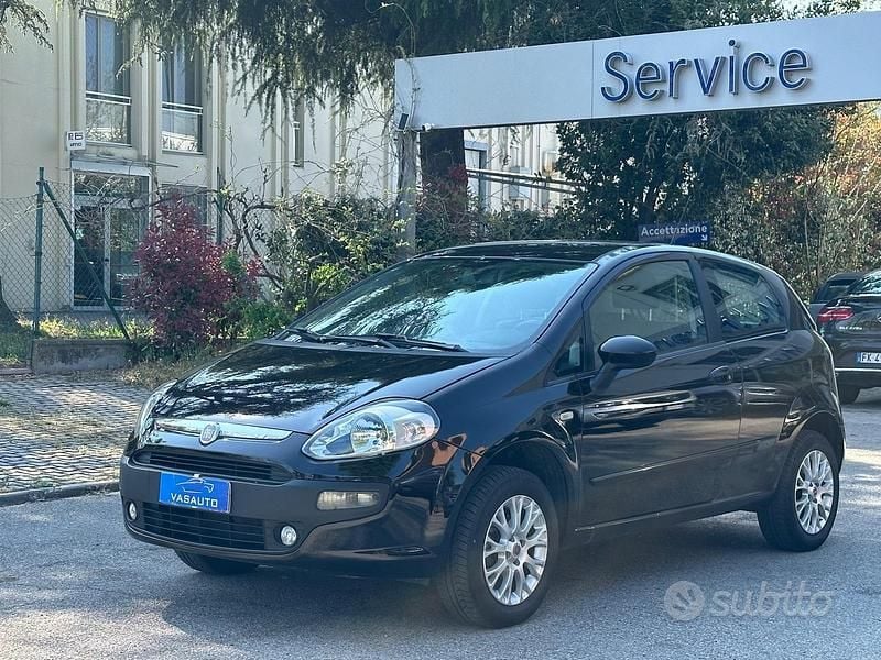 Usata Fiat Punto Evo Dynamic 77 CV (56 kW) 2010 Nero Utilitaria