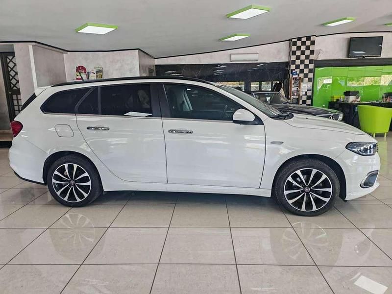 Usata Fiat Tipo Business 131 CV (96 kW) 2022 Bianco Station wagon