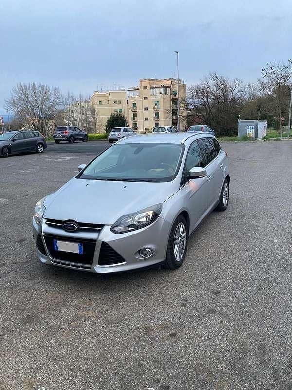 Usata Ford Focus Titanium 116 CV (85 kW) 2013 Argento Station wagon
