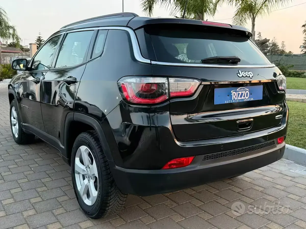Usata Jeep Compass Limited 120 CV (88 kW) 2017 Nero SUV