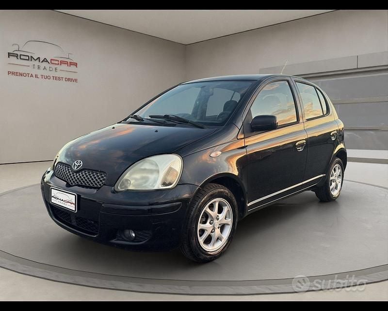 Usata Toyota Yaris 75 CV (55 kW) 2005 Nero Berlina