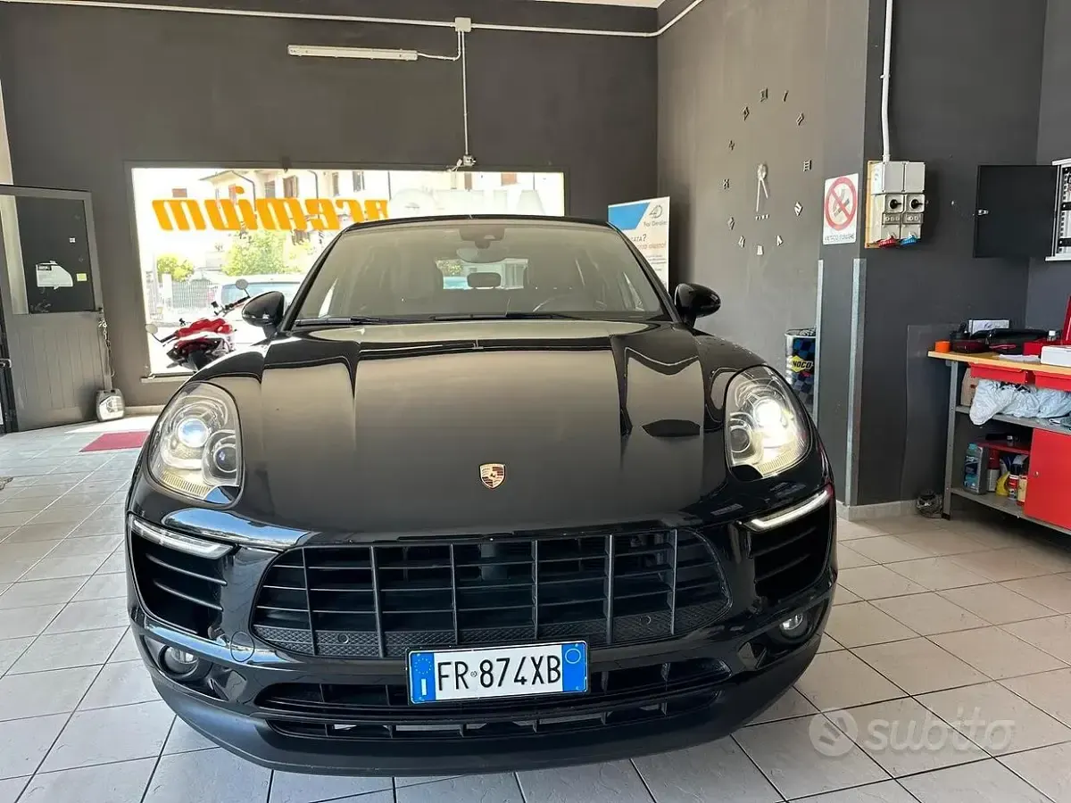 Usata Porsche Macan 250 CV (183 kW) 2015 Nero SUV