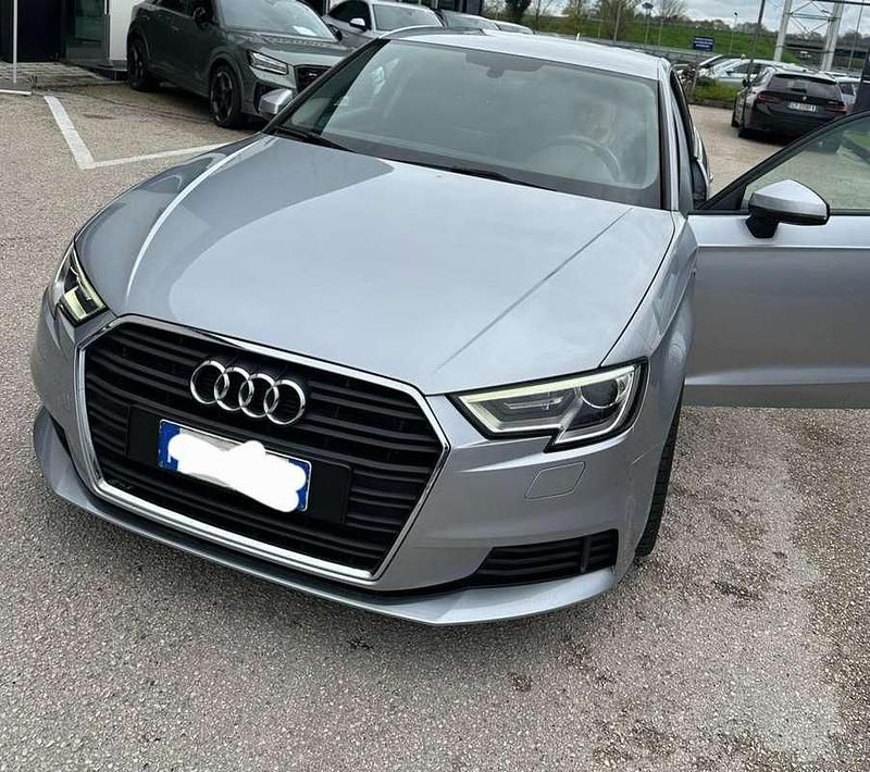 Usata Audi A3 Sport 110 CV (80 kW) 2016 Argento Berlina