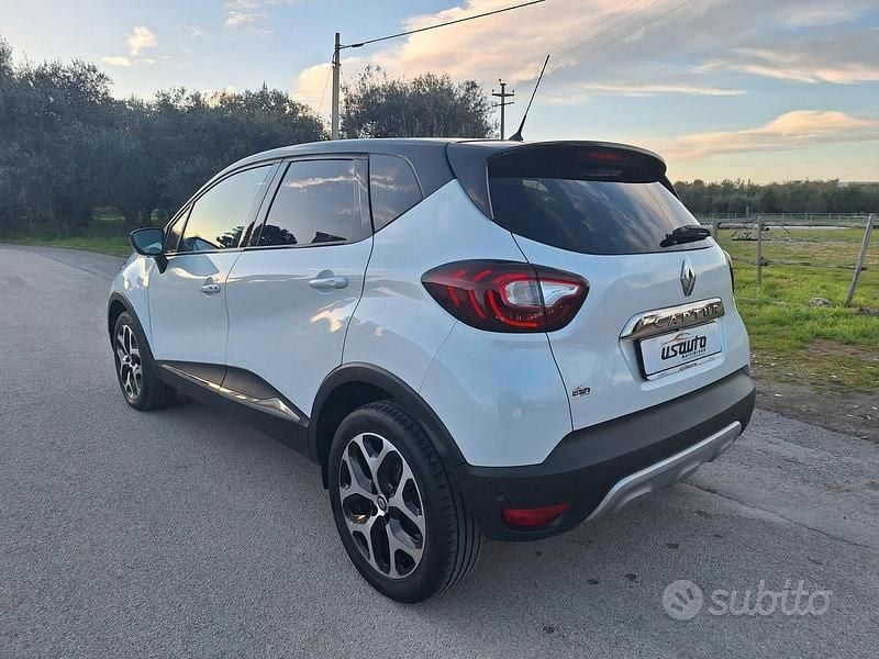 Usata Renault Captur 110 CV (80 kW) 2018 Bianco SUV