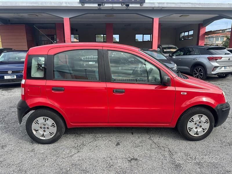 Usata Fiat Panda Active 54 CV (39 kW) 2003 Rosso Utilitaria