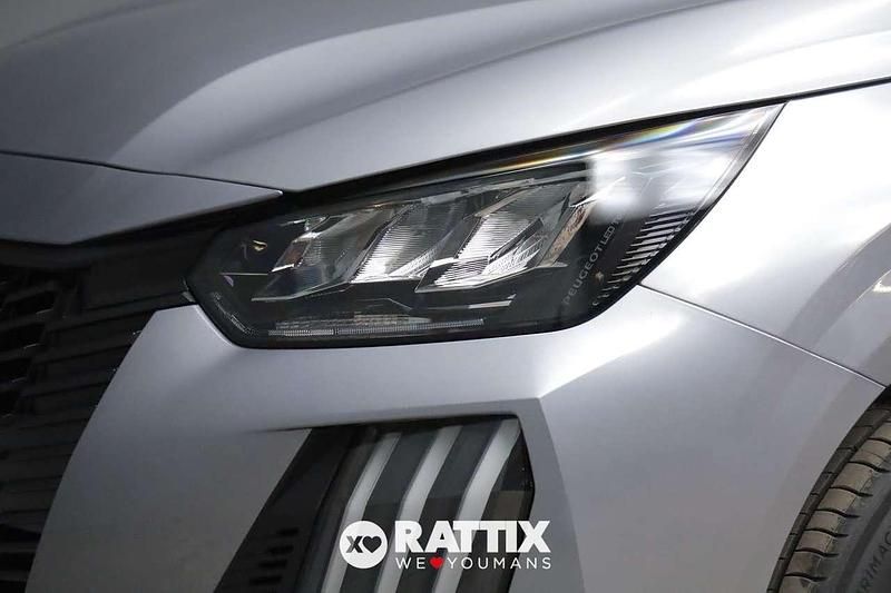 Nuova Peugeot 208 Style 101 CV (74 kW) 2026 Grigio artense Utilitaria