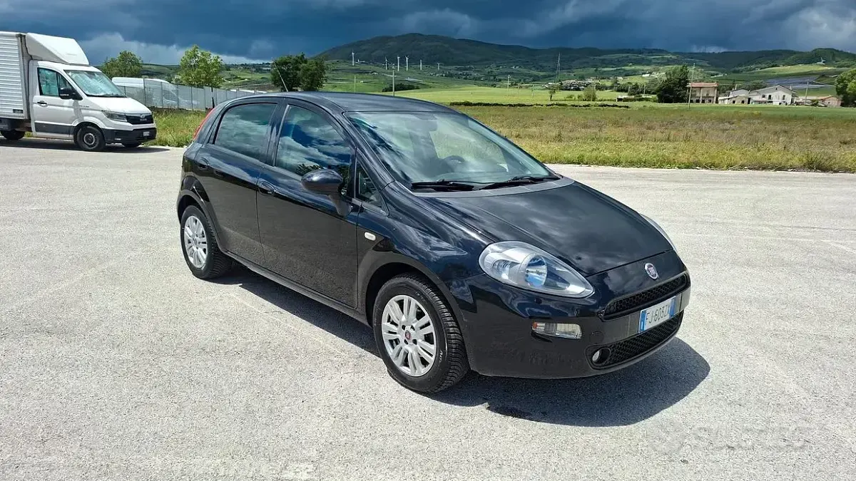 Occasion Fiat Punto Street 77 ch (56 kW) 2017 Noir Citadine
