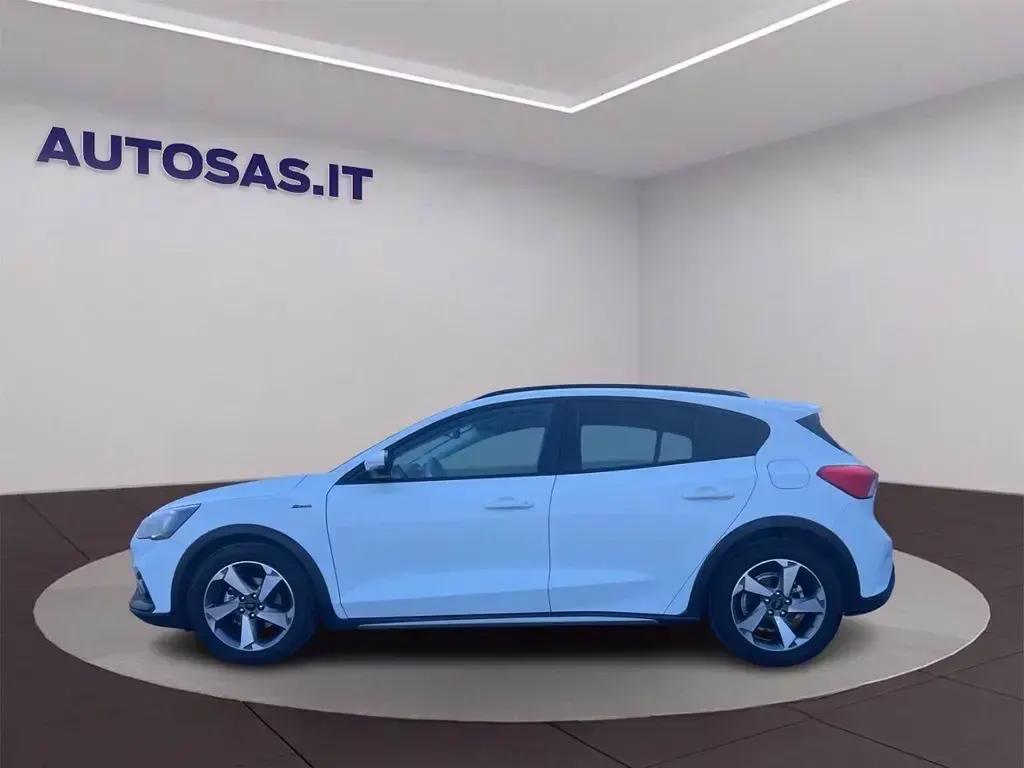 Usata Ford Focus Active 125 CV (91 kW) 2022 Bianco Berlina
