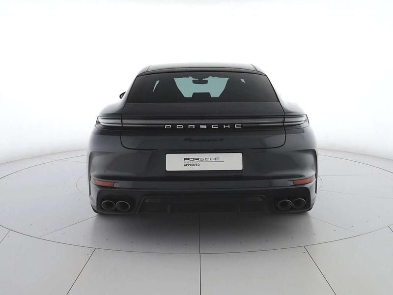 Usata Porsche Panamera 470 CV (345 kW) 2024 Grigio vulcano metallizzato Utilitaria