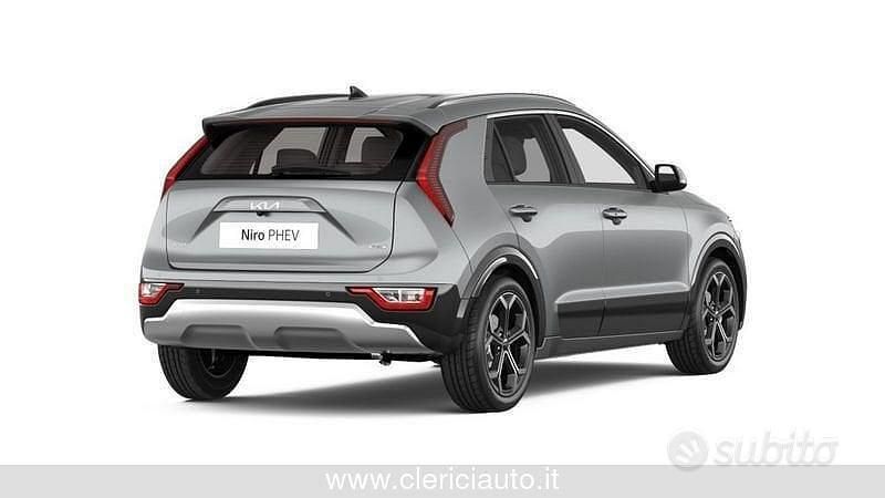 Usata Kia Niro Style 170 CV (125 kW) 2025 Grigio SUV