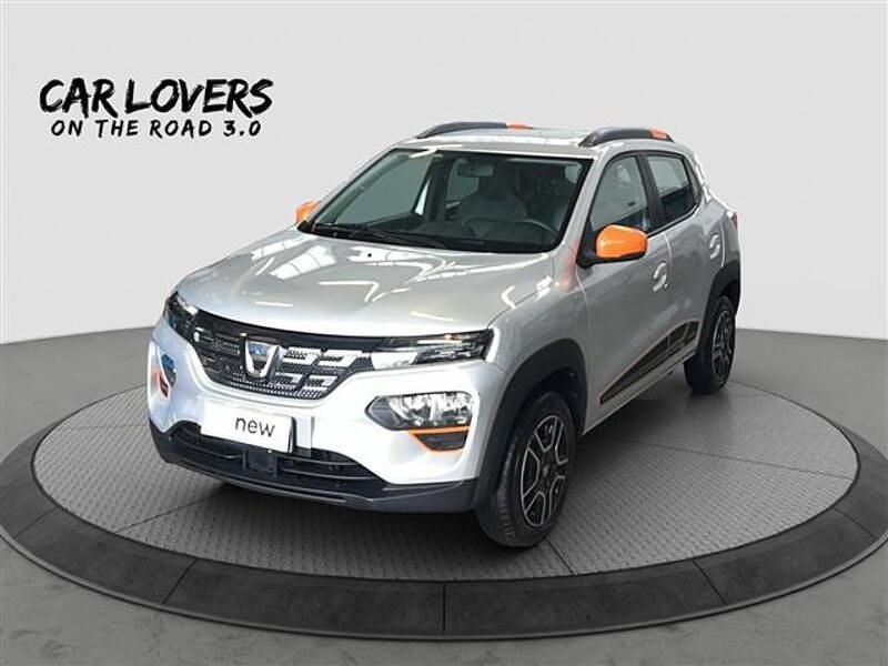 Usata Dacia Spring Comfort Plus 33 kW (45 CV) 2022 Grigio chiaro Utilitaria