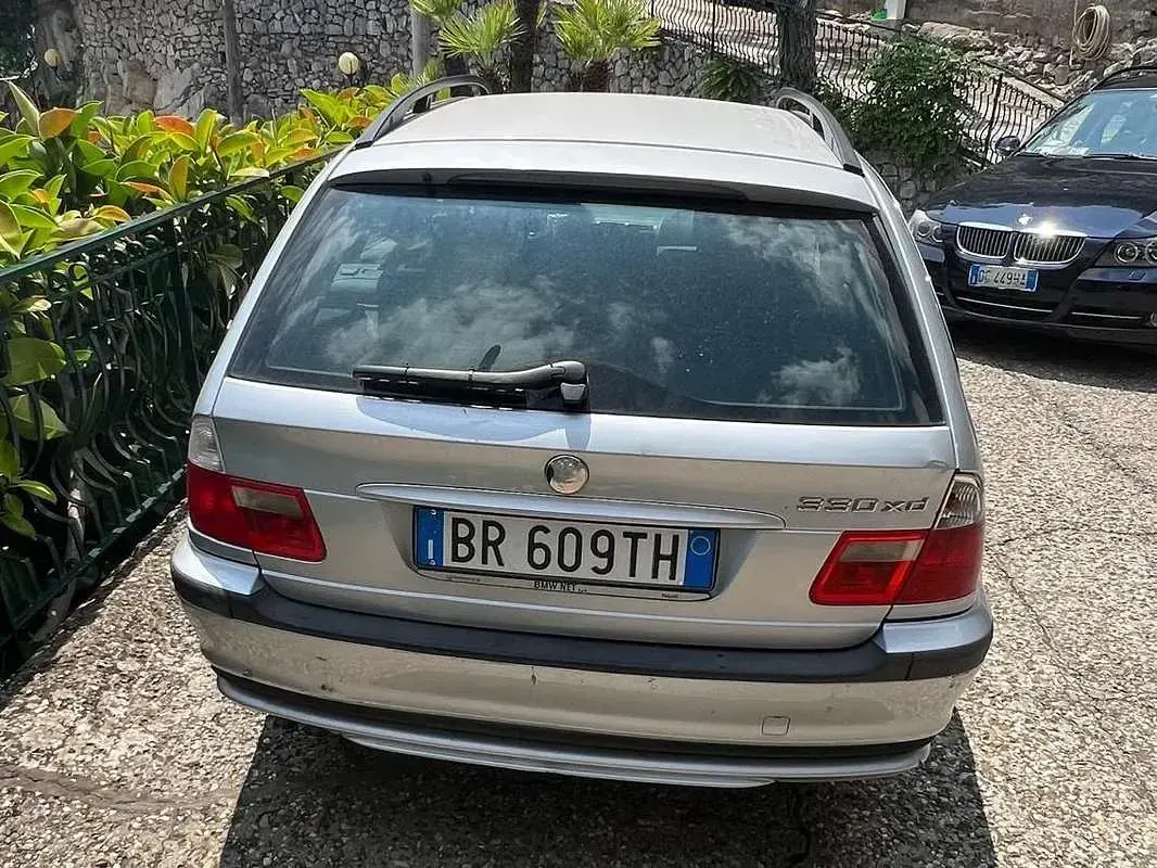 Usata BMW 330 185 CV (136 kW) 2001 Argento Station wagon