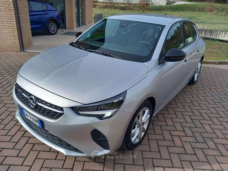 Usata Opel Corsa Elegance 75 CV (55 kW) 2023 Argento Utilitaria