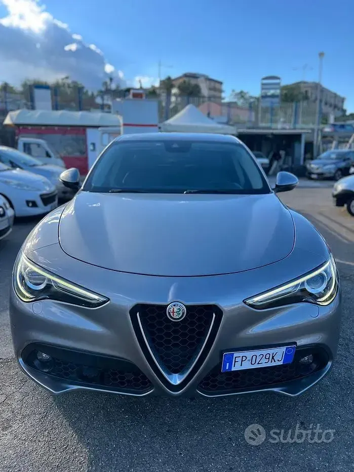 Usata Alfa Romeo Stelvio 210 CV (154 kW) 2018 Grigio SUV