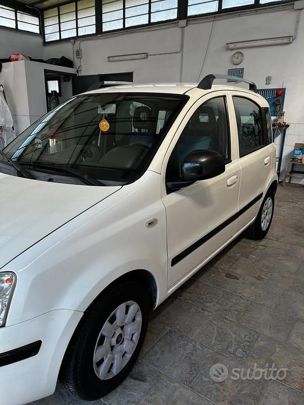 Usata Fiat Panda 69 CV (50 kW) 2010 Bianco Berlina