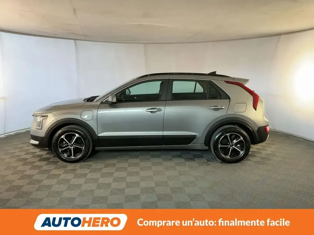 Occasion Kia Niro 94 PK (69 kW) 2024 Zilver SUV