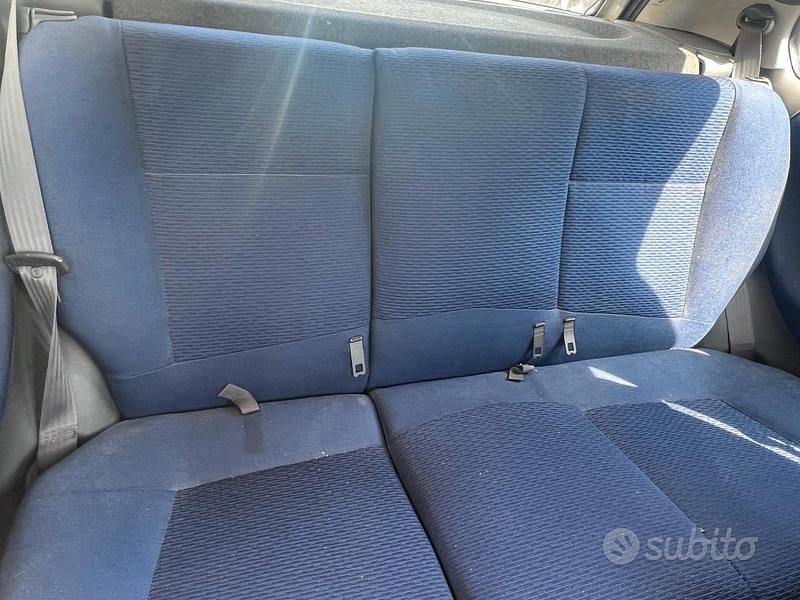 Usata Fiat Punto 60 CV (44 kW) 2000 Bianco Utilitaria
