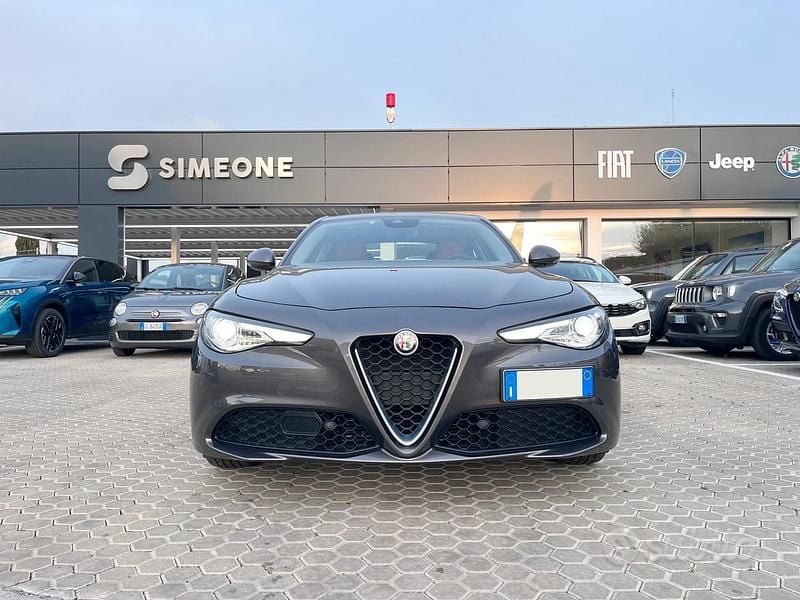Usata Alfa Romeo Giulia Executive 190 CV (139 kW) 2019 Grigio Berlina