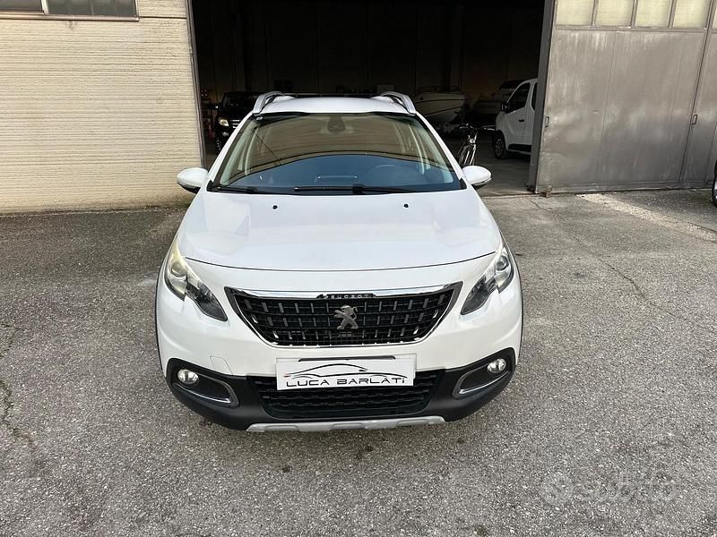 Usata Peugeot 2008 82 CV (60 kW) 2018 Bianco SUV