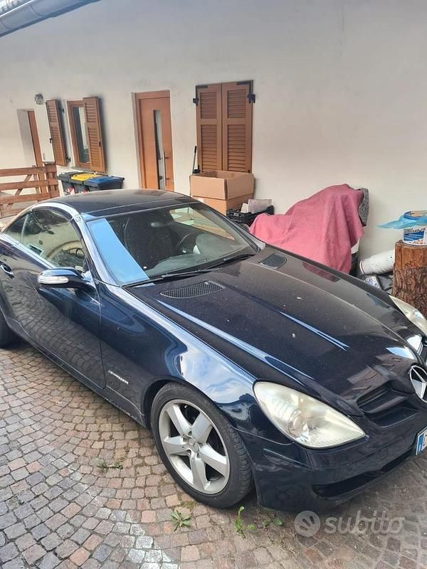 Usata Mercedes SLK200 163 CV (119 kW) 2005 Blu Cabrio