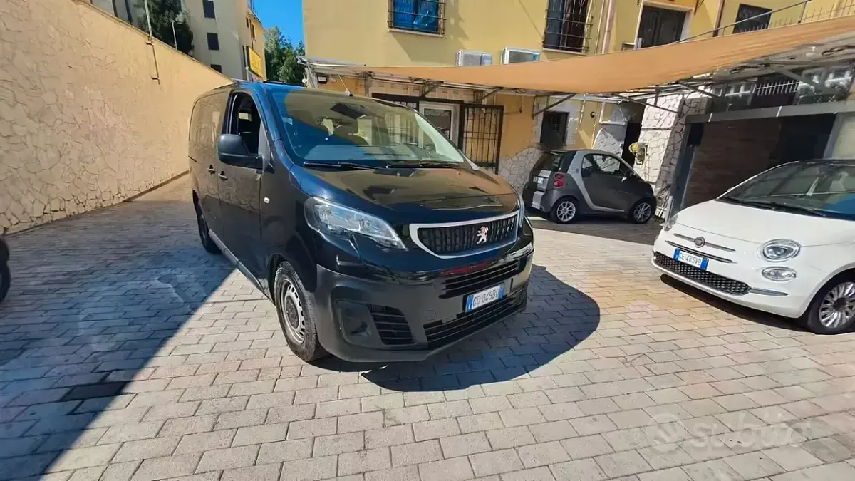 Usata Peugeot Expert 102 CV (75 kW) 2020 Nero Furgone