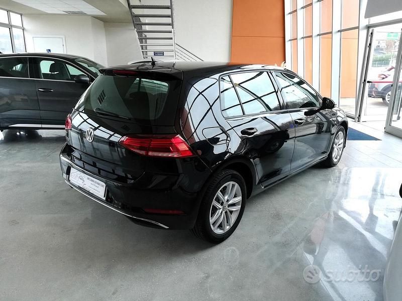 Occasion VW Golf VII Executive 116 PK (85 kW) 2018 Zwart Sedan