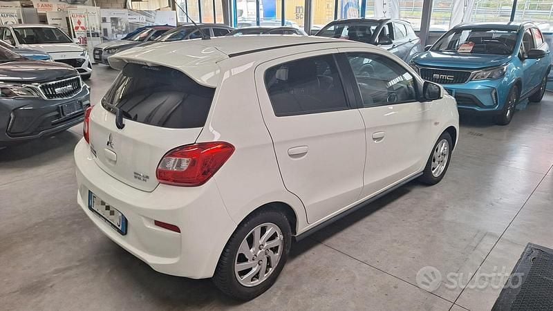 Usata Mitsubishi Space Star Intense 71 CV (52 kW) 2019 Bianco Utilitaria